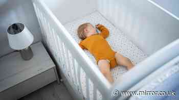 Parents issued urgent advice on young babies sleeping on their front