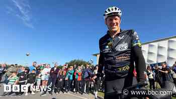 Rugby captain starts 500-mile cycle after MND diagnosis