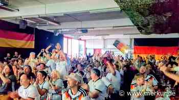 350 Unterföhringer feiern 7:1-Sieg beim Public Viewing in alter Feuerwache