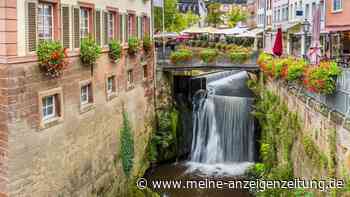 Diese Stadt in Rheinland-Pfalz wirkt wie ein „Klein-Venedig“ – inklusive Wasserfall mitten in der Altstadt