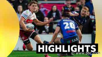 Wigan thrash Wakefield as Hodkinson scores four tries