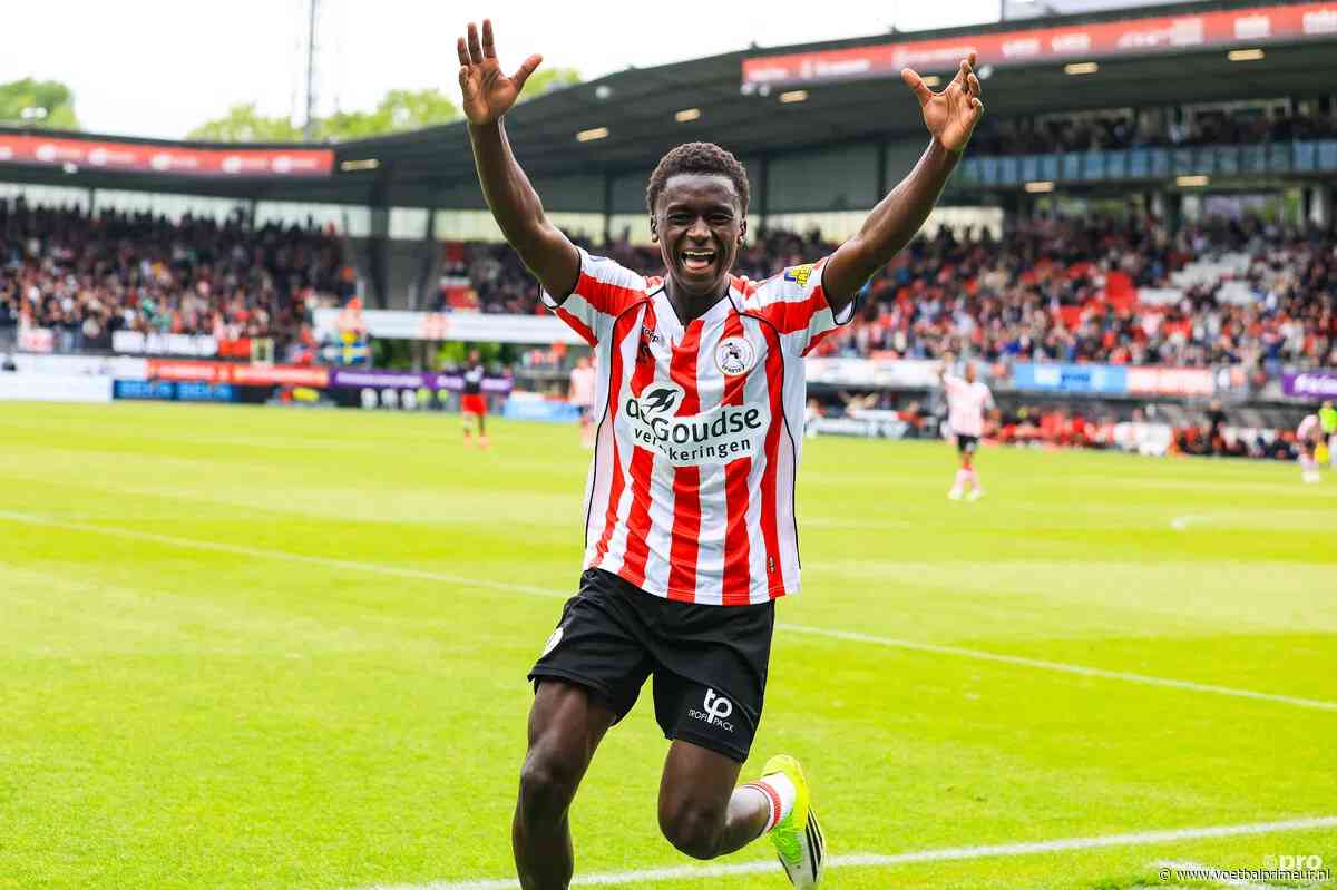 Vrees voor 'Dumfries-scenario': "Feyenoord móét deze jongen gelijk pakken"