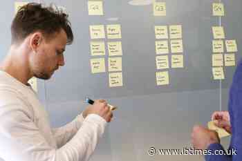 Essential Tips for Growing an Audience in Competitive Markets