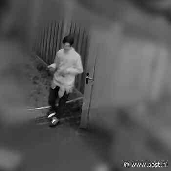 Dief op strooptocht in tuinen in de wijk Aa-landen in Zwolle