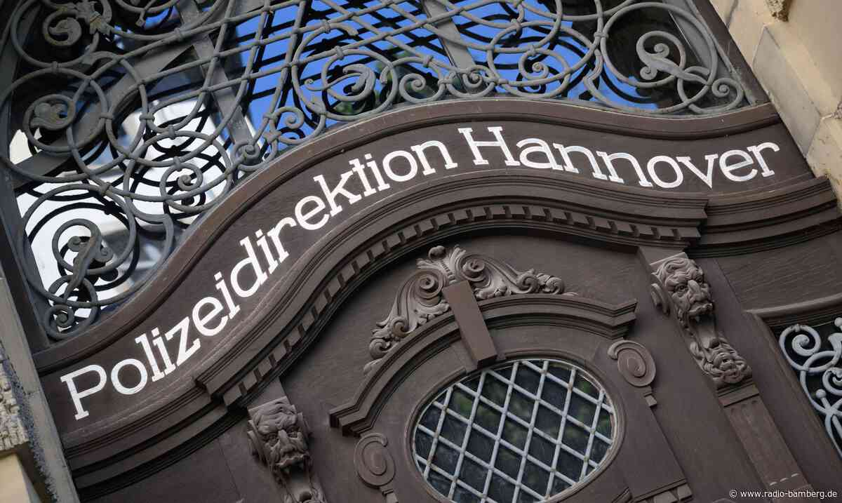 Fünf Polizisten in Hannover vorläufig des Dienstes enthoben