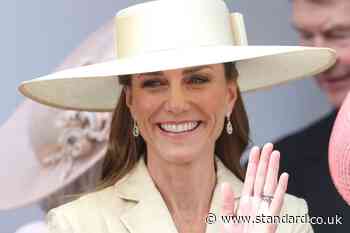 Kate’s smile for William during Garter Day procession