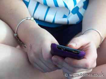 The Ultimate Crackdown: Starmer Outlaws Social Media for Under-16s in 'World-Leading' Cyber Ban