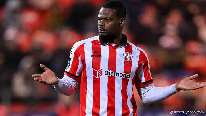 York City re-sign striker Akinyemi