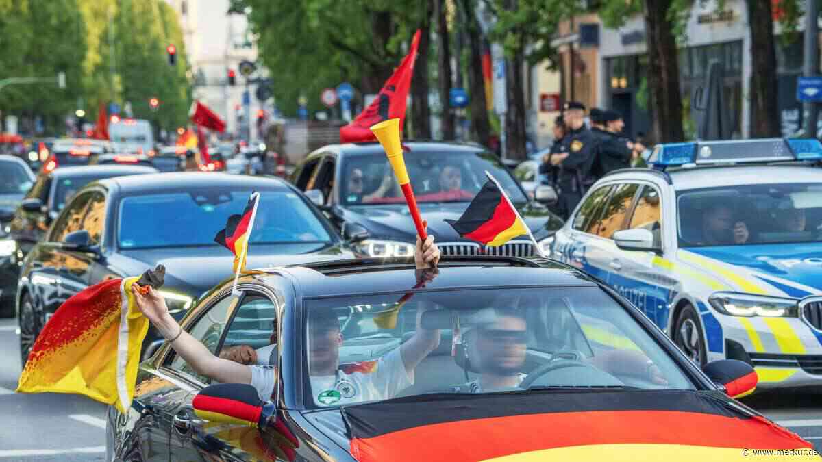Jubel, Deko und Bußgeld: Was beim Autokorso zur WM 2026 erlaubt ist und was teuer wird