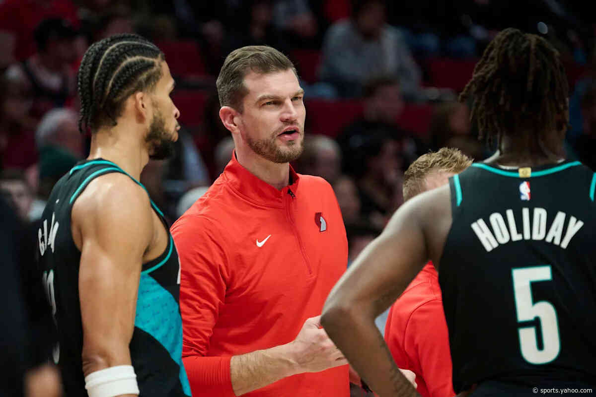 Chicago Bulls hire Tiago Splitter as new head coach, per report
