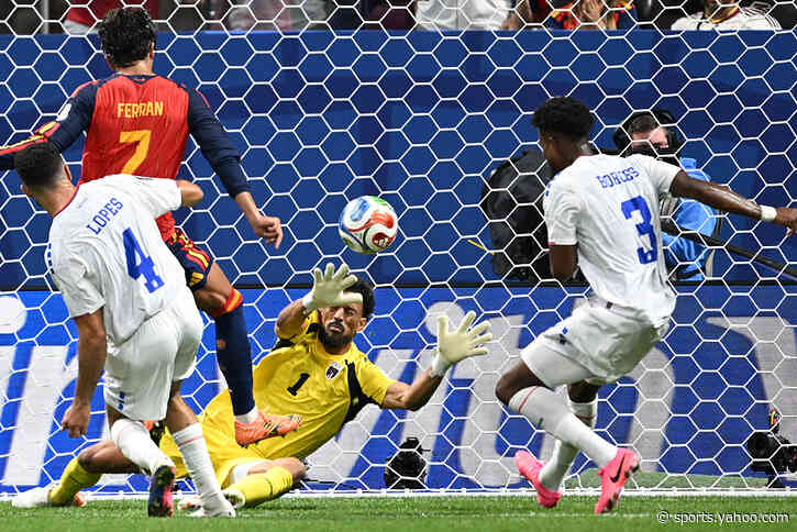 Big shock day? Vozinha makes history, stops Spain 😱