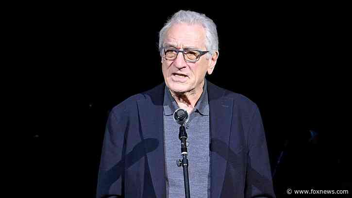 De Niro says he can't love America, compares country to abusive husband