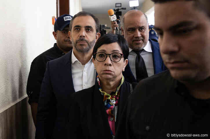 Tribunal dominicano envía a juicio al propietario de la discoteca Jet Set por el colapso que cobró la vida de 236 personas