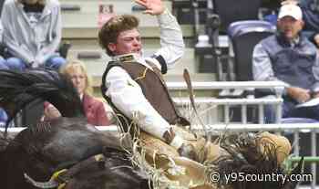 UW's Colton Farrow Rides 'Freaky Deaky' to Fourth-Place Finish
