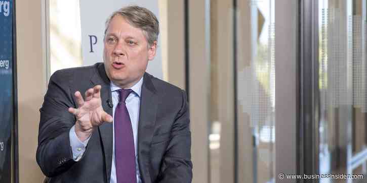 The CIO at $2.2 trillion PIMCO highlights a corner of the bond market that's more attractive and less risky than cash