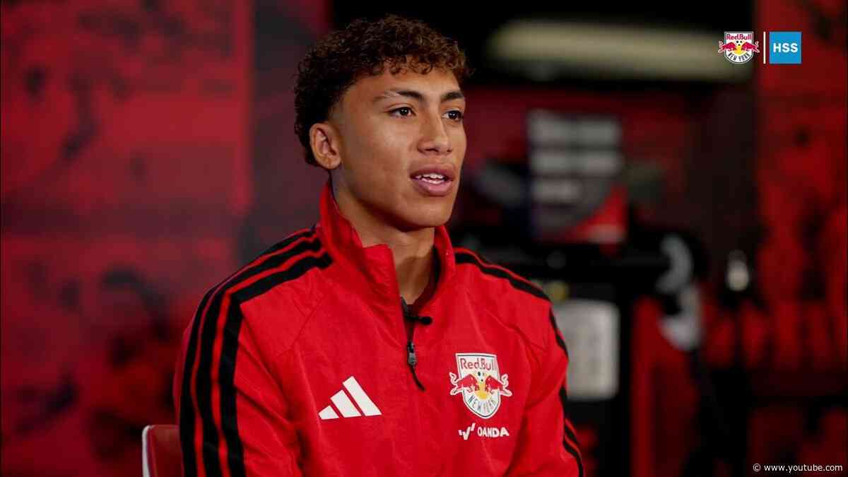 Julian Hall Breaks Down Elite Striker Movement | Presented by @HSpecialSurgery
