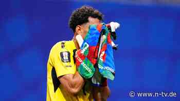 Tränen bei WM: Torwart-Held fehlt Geld für Visum seiner Mutter