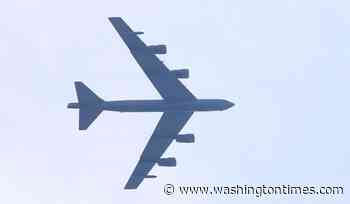 B-52 bomber crashes at Edwards Air Force Base in California
