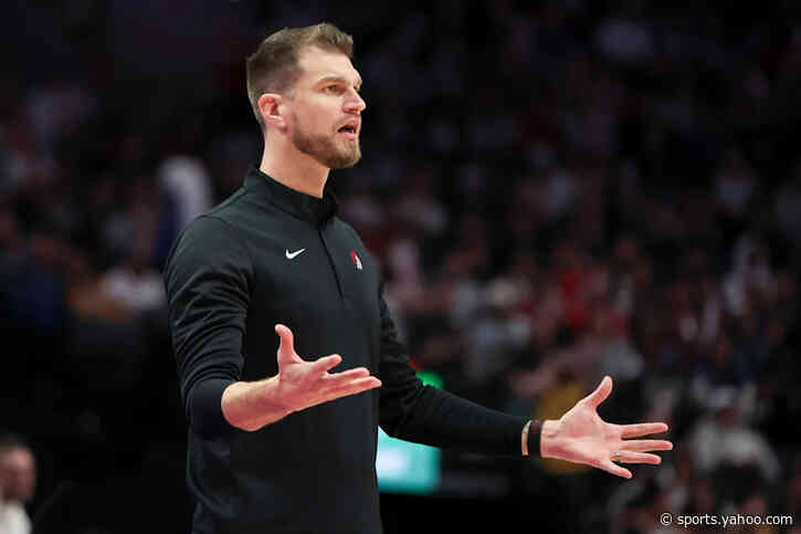 Bulls hire Tiago Splitter as head coach with franchise in playoff rut