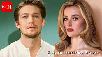 Joe Alwyn and Sarah Pidgeon are officially dating- Video