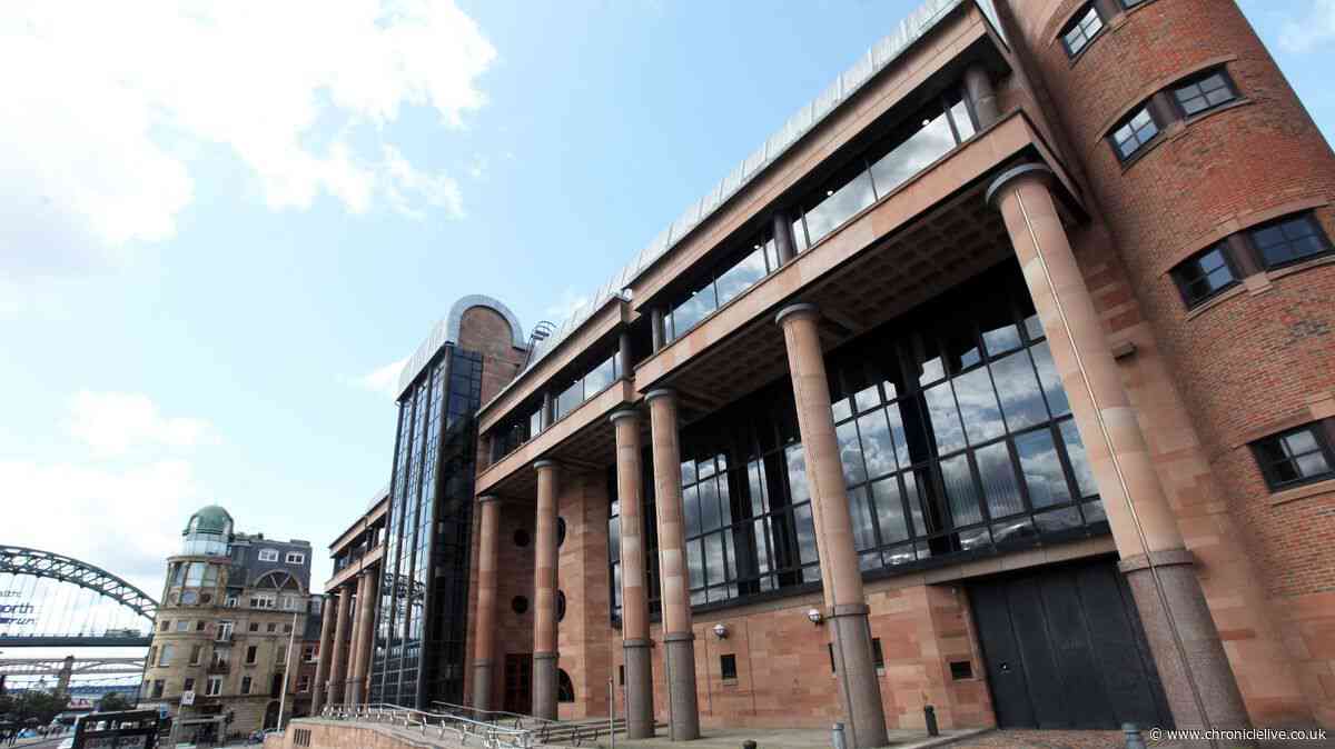 Thief stole £250 worth of parcels from North East delivery van