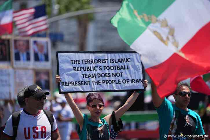Protestbekundungen vor erstem WM-Spiel des Iran