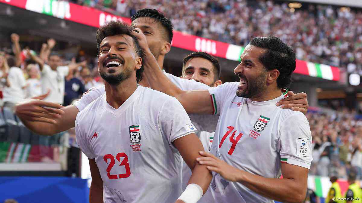 Brisantes Spiel: Keine Eskalation, aber viele Tore bei Irans WM-Auftakt