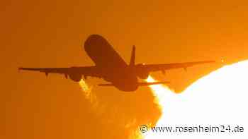Eurowings-Maschine gerät durch Riesen-Airbus in Turbulenzen – sechs Verletzte
