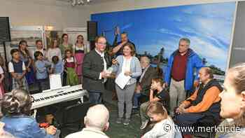 Großes Interesse an Flößerei-Ausstellung: Besucher müssen vor der Tür stehen