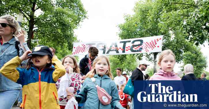Dutch children are unusually happy and healthy. Is it because of the Avondvierdaagse?
