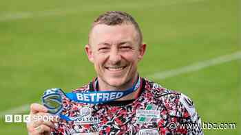 Charnley ready to battle Hall for try record