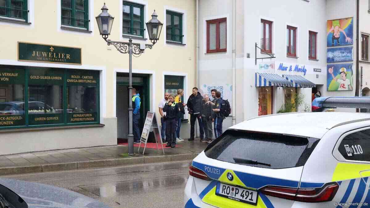 Juwelier-Räuber auf der Flucht – Polizei fahndet mit Täterbeschreibung weiter