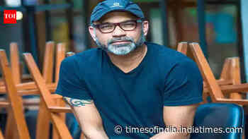 Abhinay Deo awaits Aamir’s call on Delhi Belly 2, shares updates