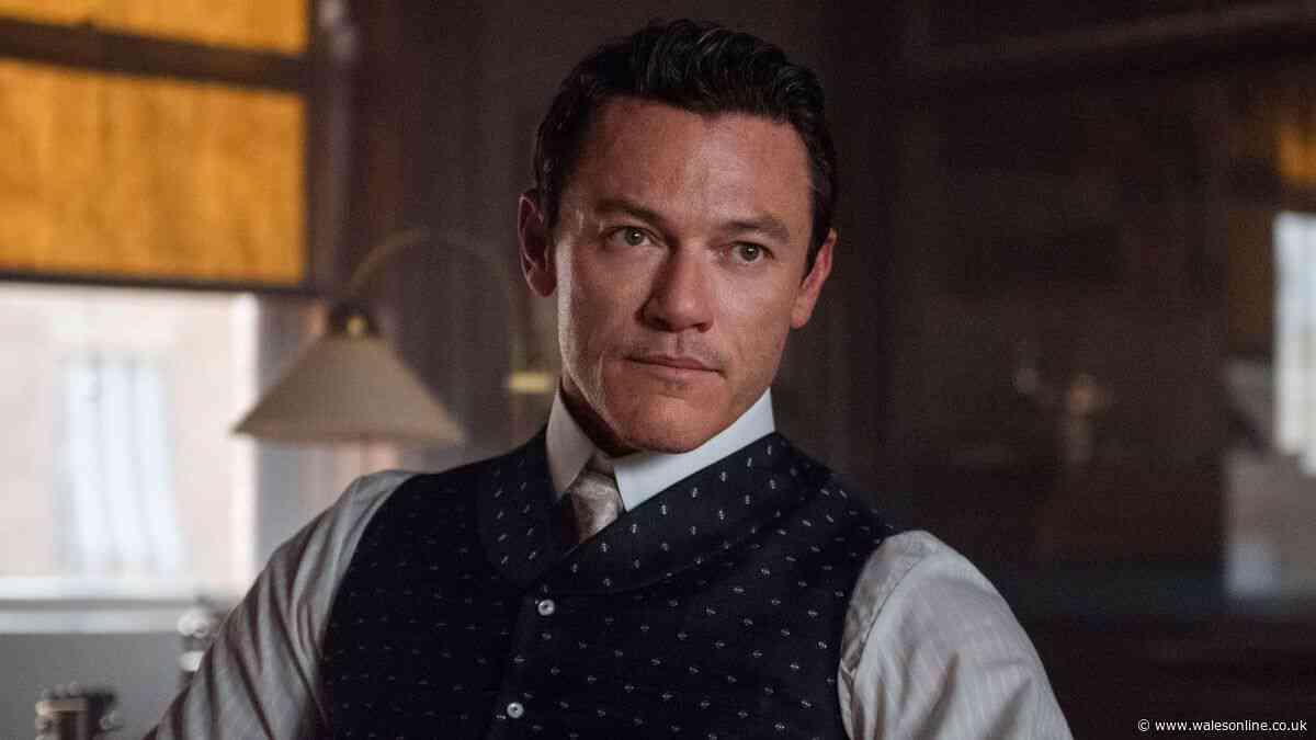 'Outstanding' period drama with Welsh legend is 'compelling to the end'