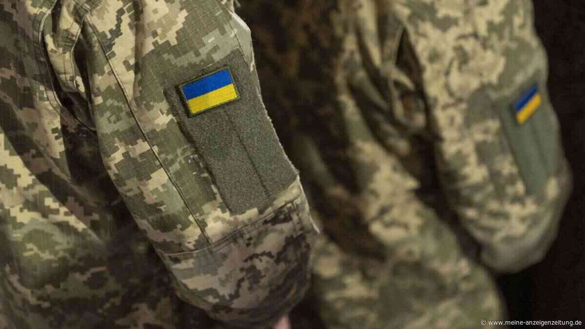 Kiew krempelt Armee um: Mehr Sold, neue Verträge