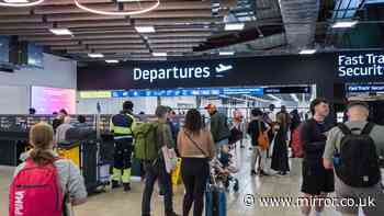 Ebola alert as holiday hotspot imposes strict '21-day quarantine' rule