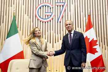 Canada begins talks with Italy on buying advanced trainer jets