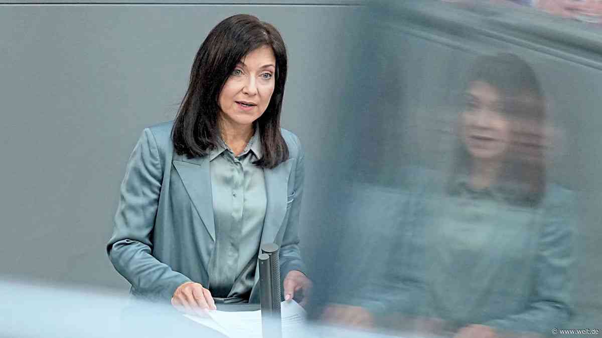 Habecks Ex-Büroleiter darf nicht länger das Kernkraft-Referat von Reiche führen