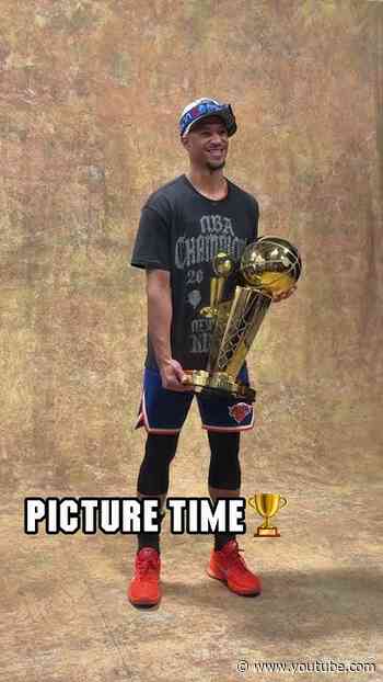 THE CHAMPS ARE HERE🏆 #nyknicks #nbachampions