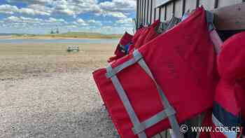 Man who witnessed drowning in Lake Diefenbaker calls for more lifejacket use