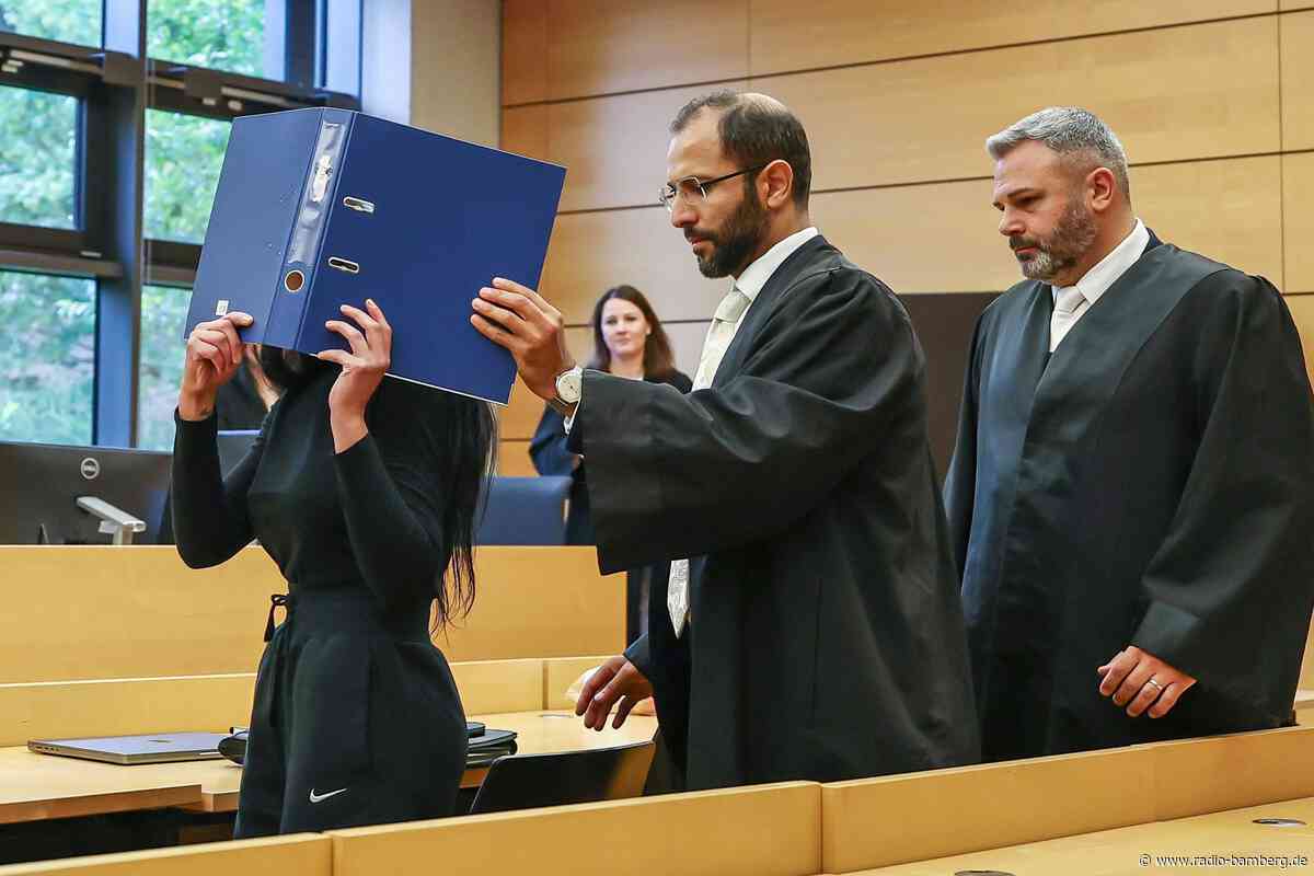 Prostituierte gesteht: Habe Priester mit Nacktfotos erpresst