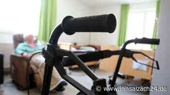 Unfassbarer Diebstahl in Garching an der Alz: Unbekannter klaut Rollator aus Hausgang