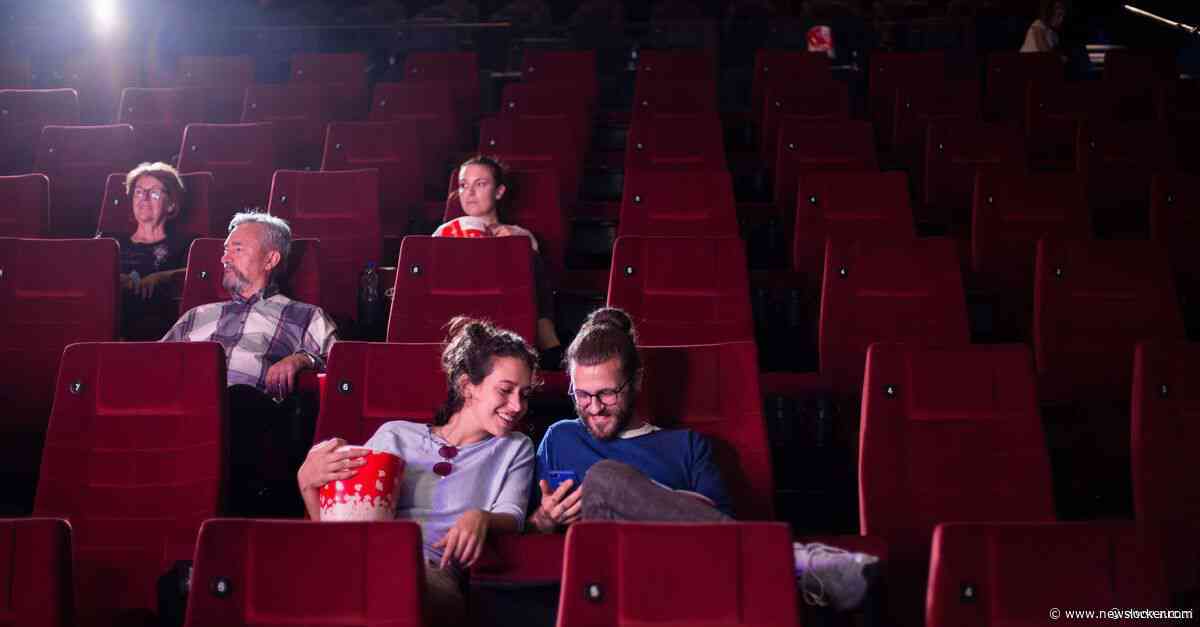 Mobieltjes in de bioscoop: wie zonder zonde is, werpe de eerste popcorn