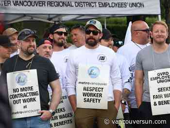 Metro Vancouver outside workers agree to mediation after Monday strike