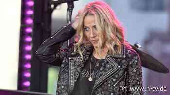 "Schändlich und ohne Anstand": Sheryl Crow schimpft über Donald Trumps Käfigkampf