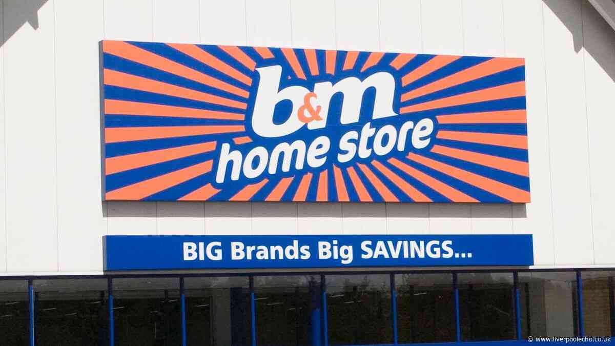 Kitchen cupboards are 'tidy' and 'better to look at' with £8 B&M item