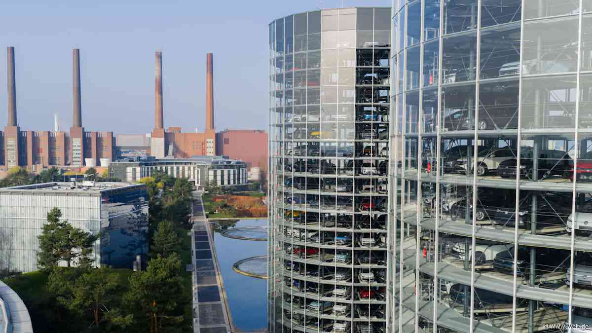 VW-Bosse schlagen in interner Umfrage Alarm –  Autokonzern existenzgefährdet