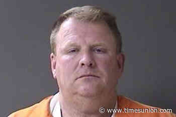 Former Saugerties police officer takes plea deal in child rape case
