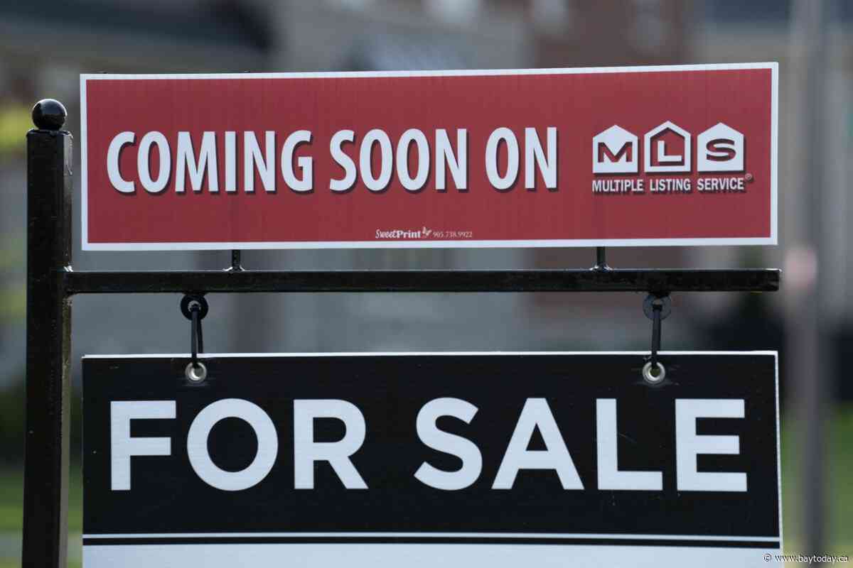 May home sales down 5.1 per cent from year earlier, but CREA says momentum building
