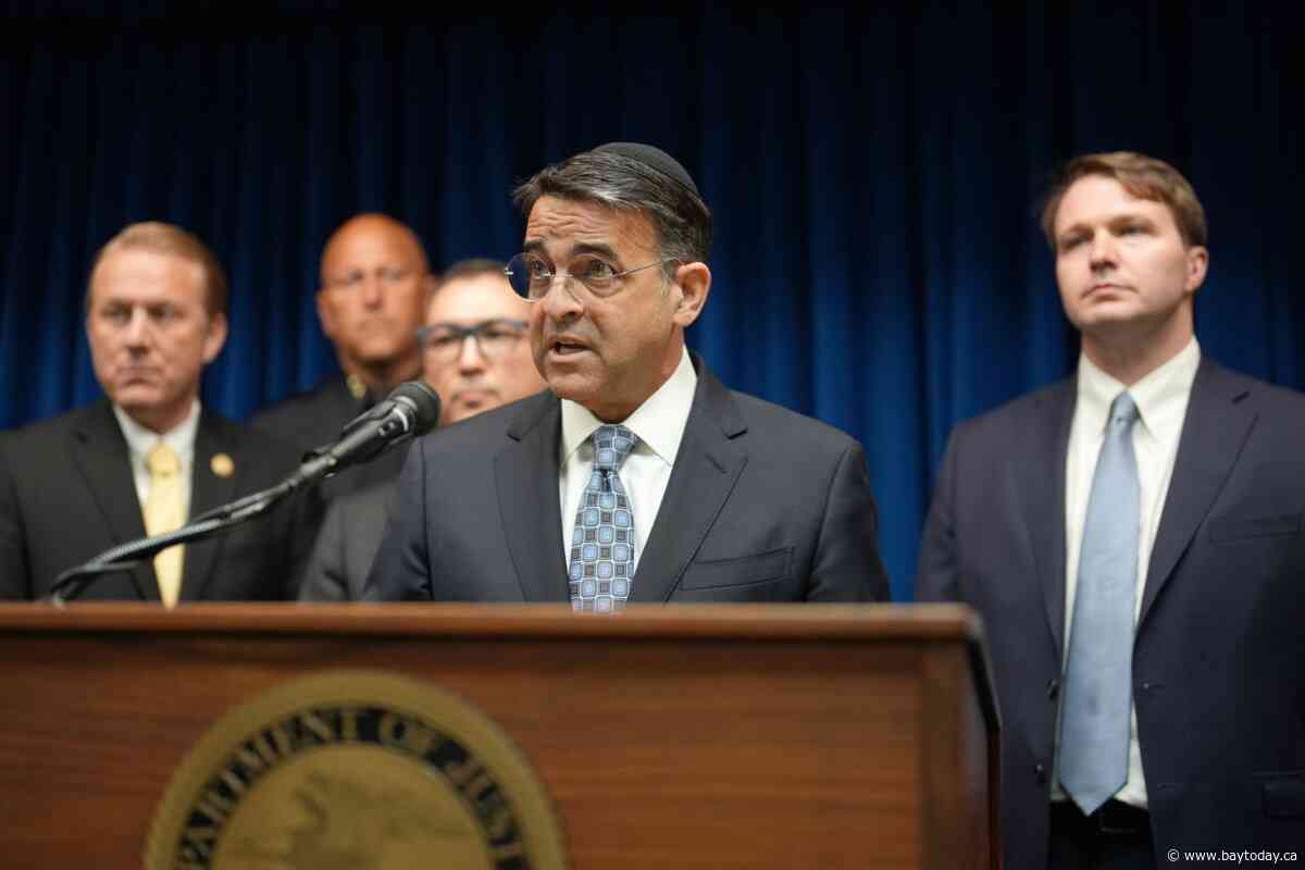 Federal prosecutors charge 15 people it says impeded agents during Minnesota immigration crackdown